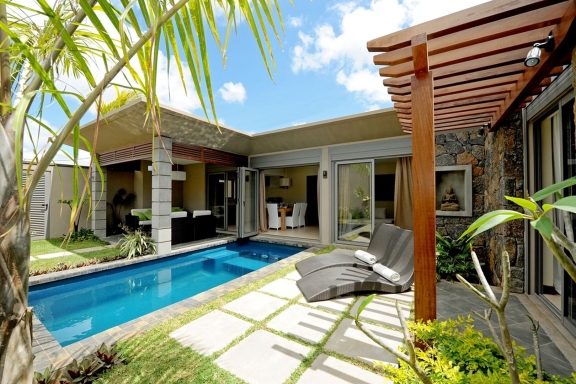 Contemporary Furnished 2-Bedroom Villa for Sale off Vingt Pieds Road in Pereybere                                                    Boulevard