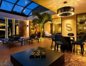 Exquisite 1-Bedroom PDS Villa in Private Resort for Sale in Cap Malheureux