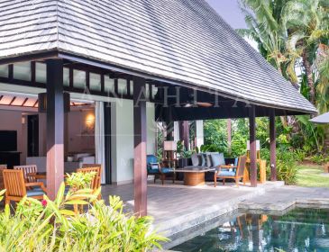 Inviting Single-Storey Villa with Golf View in Four Seasons Resort at Anahita Beau Champ